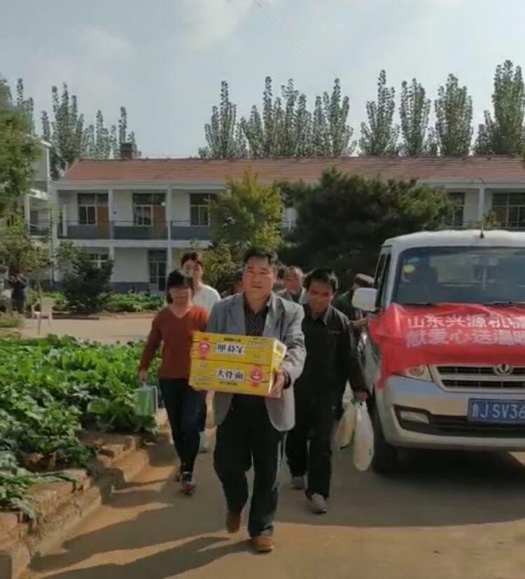 山東興源機(jī)械有限公司|起重機(jī)|行車|山東興源機(jī)械|單梁起重機(jī)|電動(dòng)葫蘆|起重配件|m.043b.cn|xyqzj|xyqzj.com|興源起重機(jī)|興源|起重機(jī)行車|起重設(shè)備|起重機(jī)械